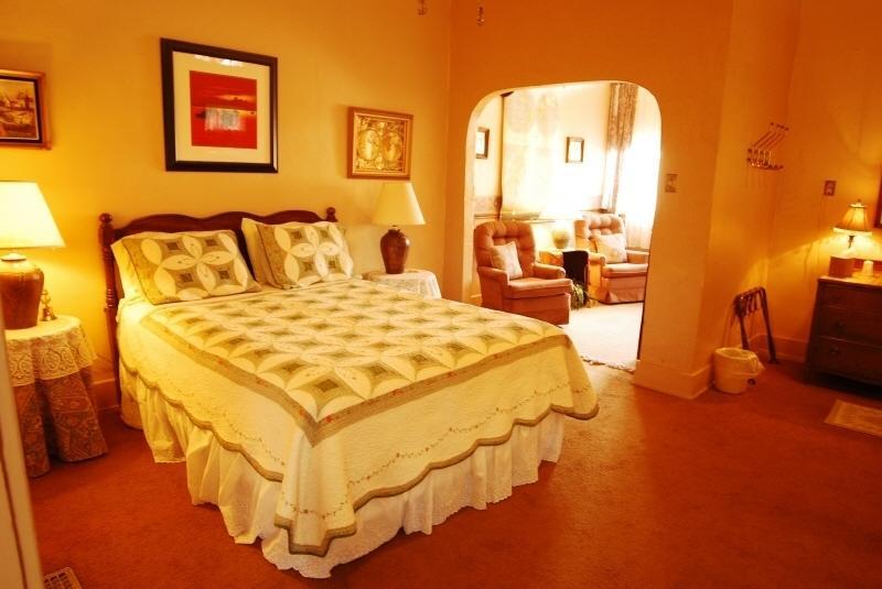 بيسبي School House Inn Bed & Breakfast الغرفة الصورة